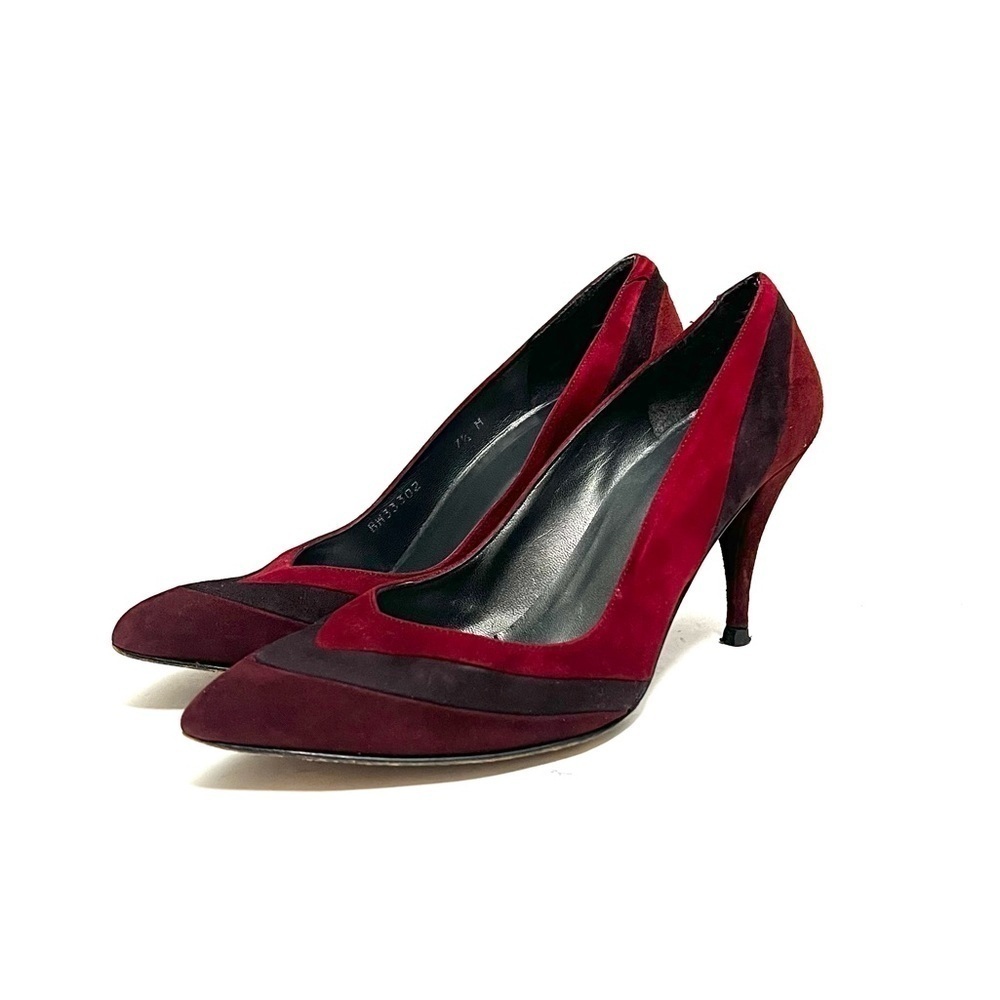 STUART WEITZMAN | Vintage 1990s burgundy suede chevron slip on pumps